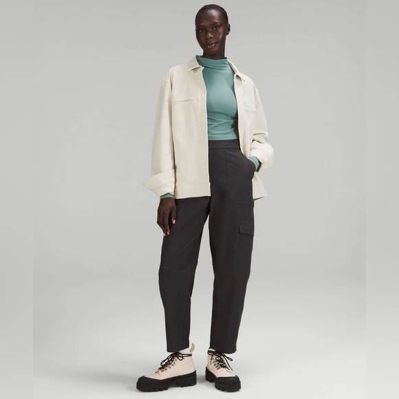 lululemon athletica Pants - Lululemon Light Utilitech Cargo Pocket High-Rise Pant
Graphite Grey Size 27